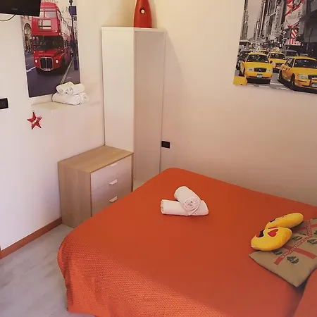 Republic Nocleg ze śniadaniem