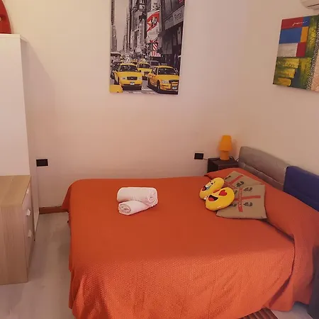 阿尔盖罗共和住宿加早餐酒店 3*