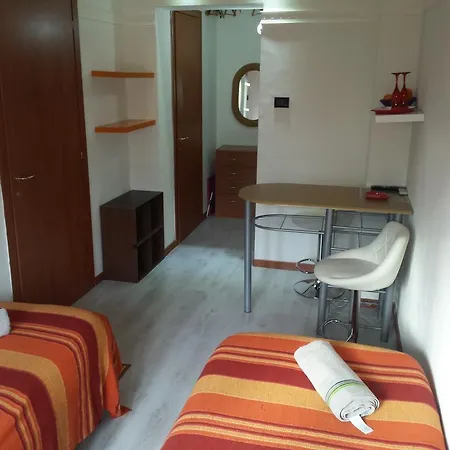 Republic Bed & Breakfast 2*