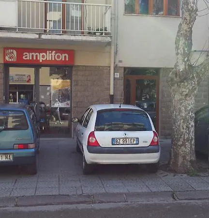 Republic לינה וארוחת בוקר 3*